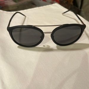 BURBERRY 4177 3452/87 56 19 140 matte black/silver frames.Round Unisex gray lens